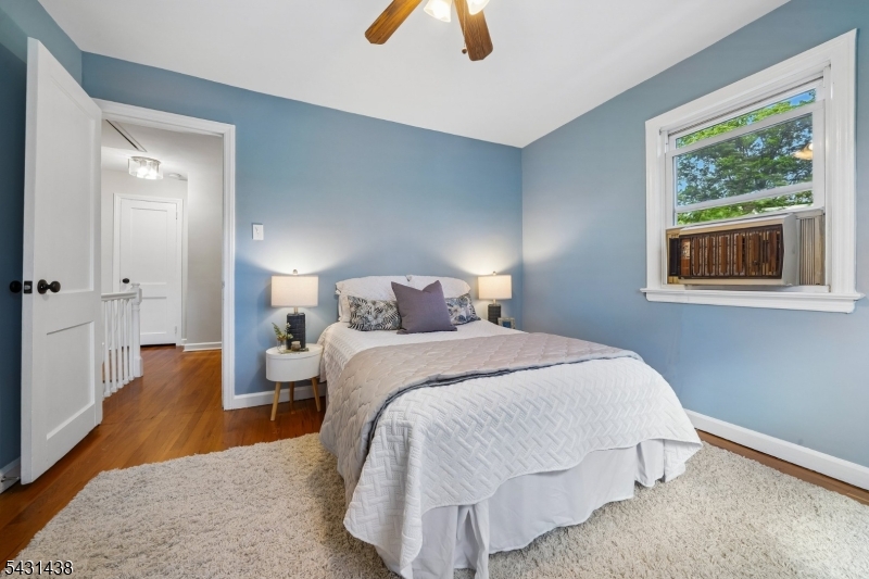 WEST MONTROSE - Residential