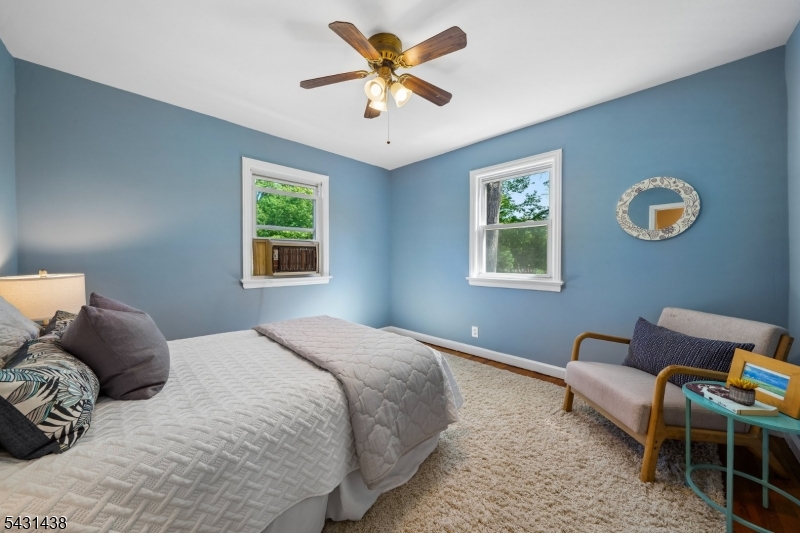 WEST MONTROSE - Residential