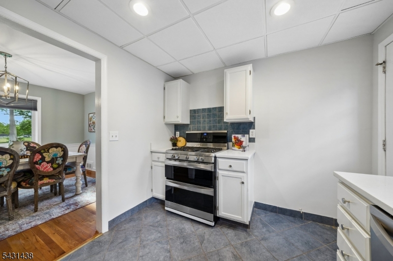 WEST MONTROSE - Residential