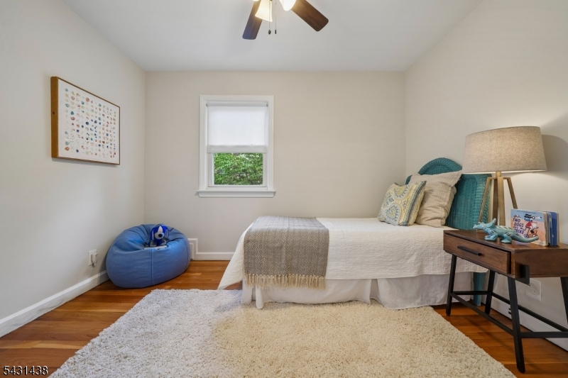 WEST MONTROSE - Residential