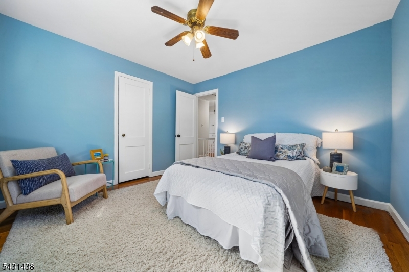 WEST MONTROSE - Residential