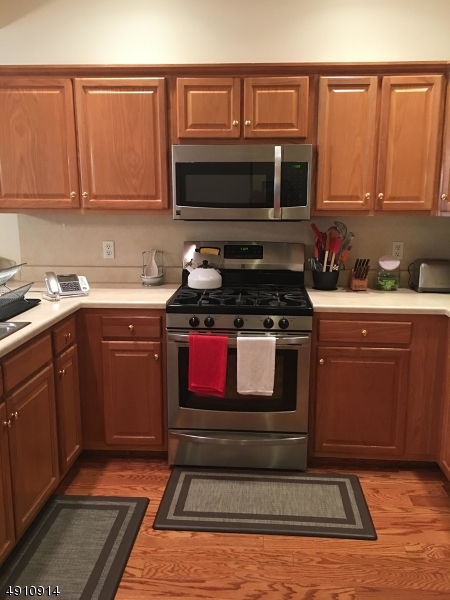 FOX HILLS - Residential