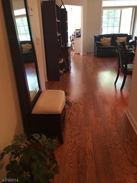 FOX HILLS - Residential