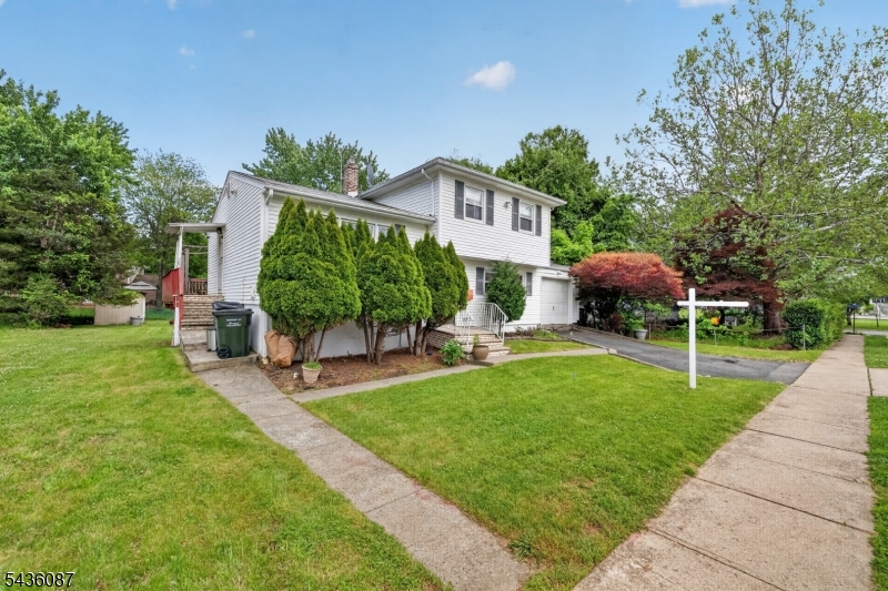 Columbia Street Park - Residential