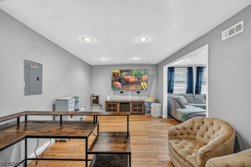 Columbia Street Park - Residential
