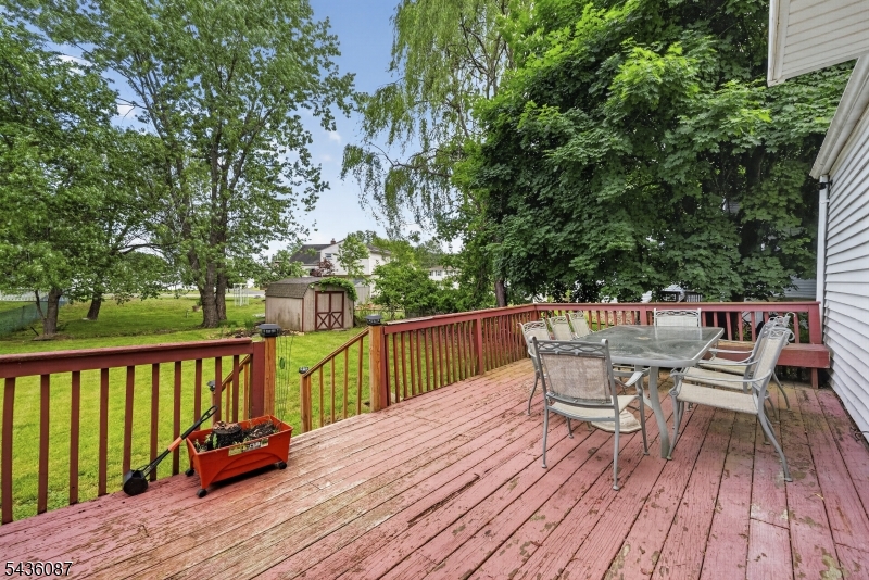Columbia Street Park - Residential