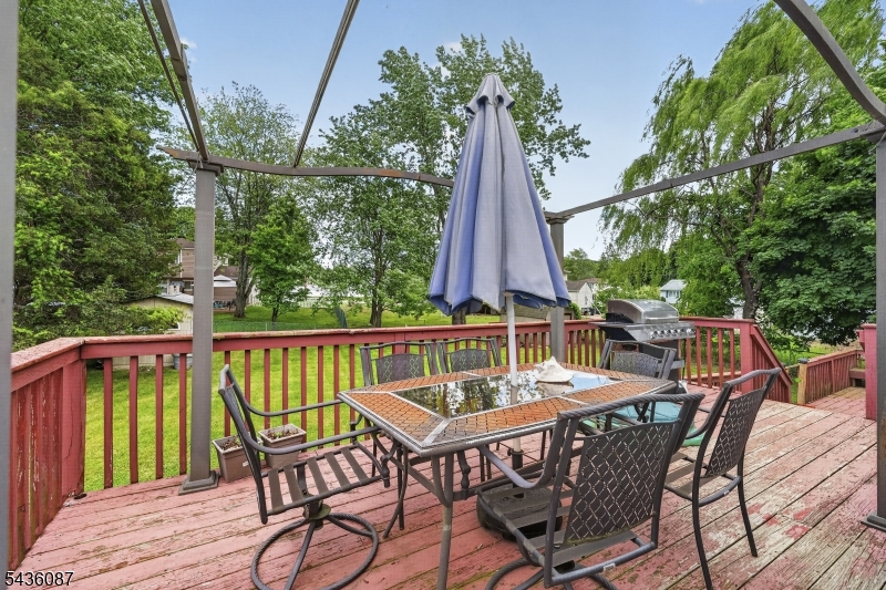 Columbia Street Park - Residential