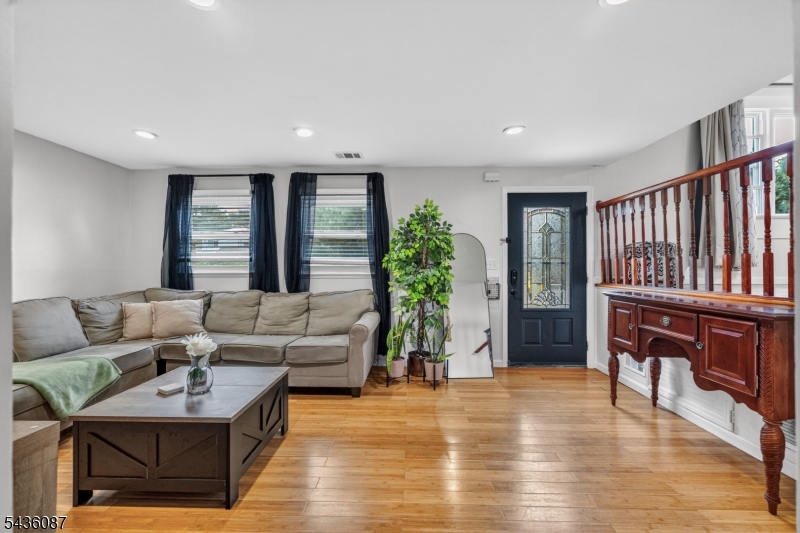 Columbia Street Park - Residential