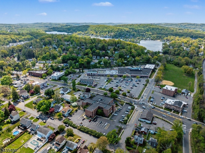 Schoolhouse Plaza - Residential