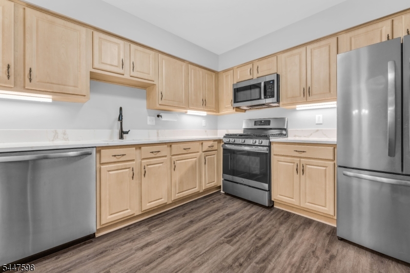 Madison Commons - Residential