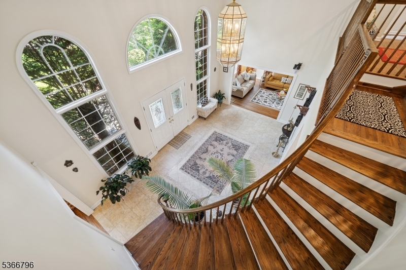 Paramount Estates - Residential