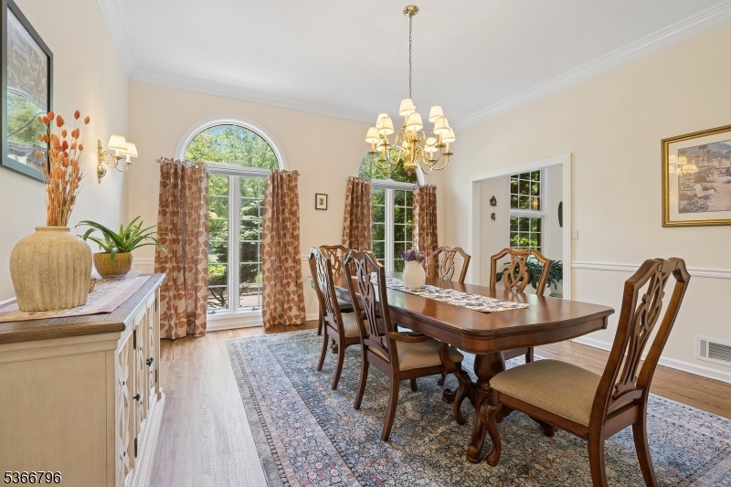 Paramount Estates - Residential