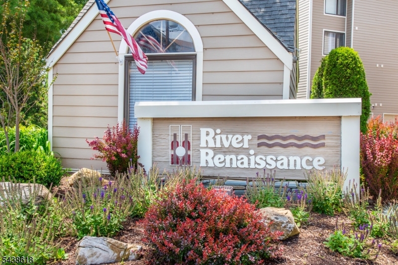 River Renaissance - Residential