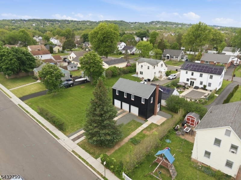 VILLAGE - Residential