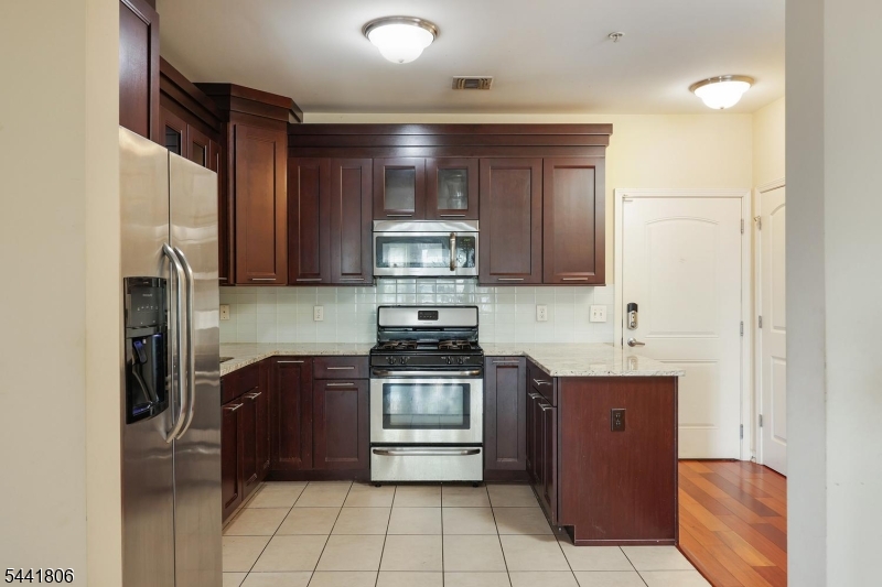 Parkline Condo - Residential