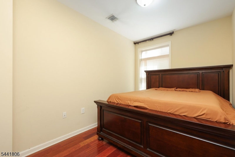 Parkline Condo - Residential