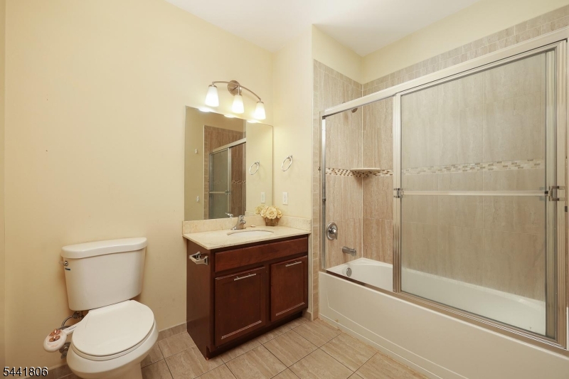 Parkline Condo - Residential
