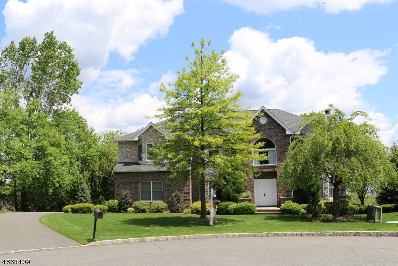 Hillcrest - Residential