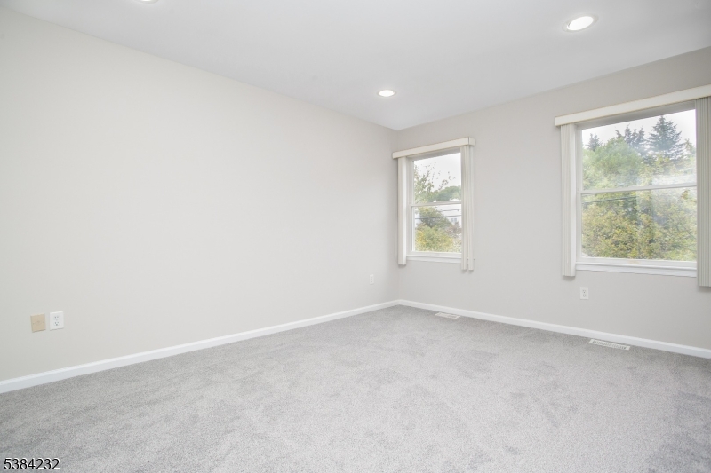 Glenmont Commons - Residential