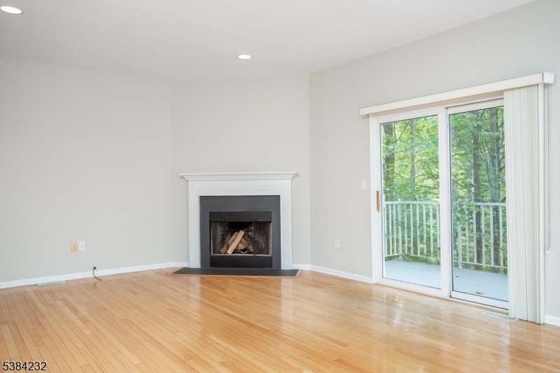Glenmont Commons - Residential