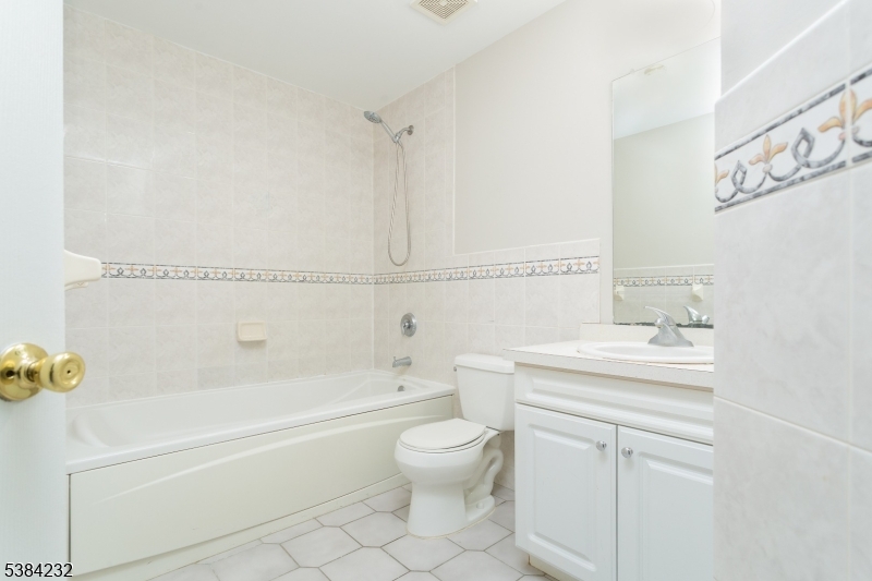 Glenmont Commons - Residential