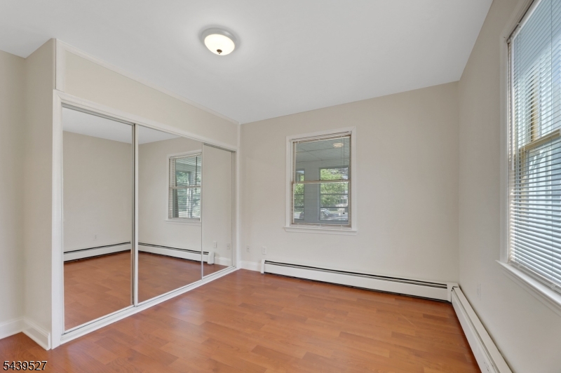 Morris Plains - Residential