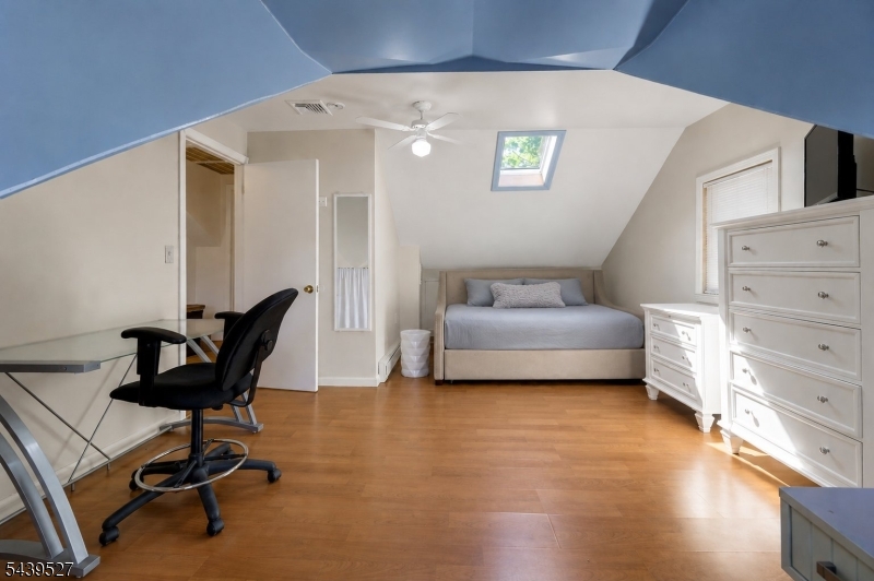 Morris Plains - Residential