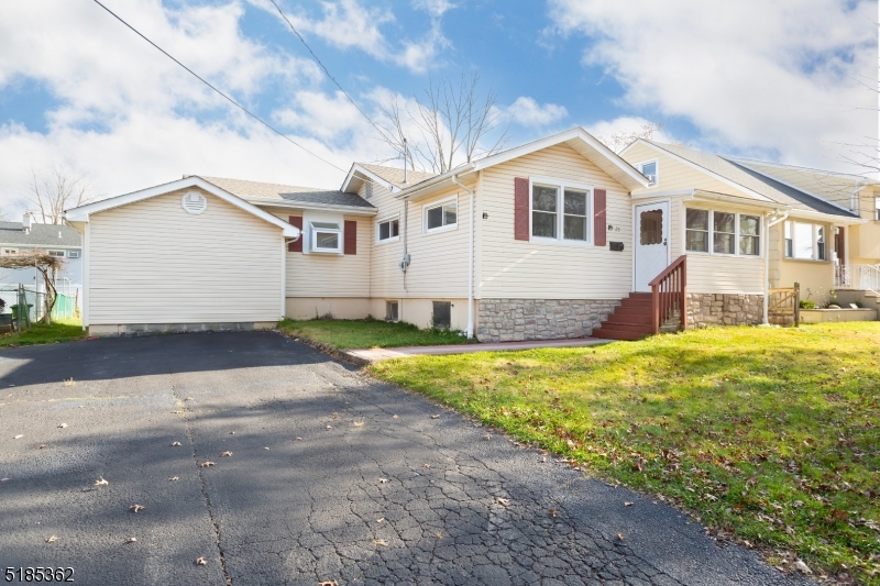 Lake Hiawatha - Residential Lease