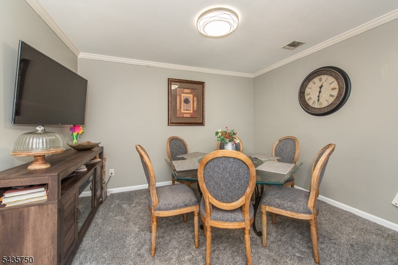 FALCON RIDGE - Residential Lease