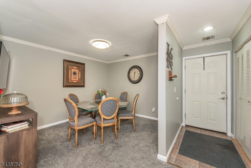 FALCON RIDGE - Residential Lease