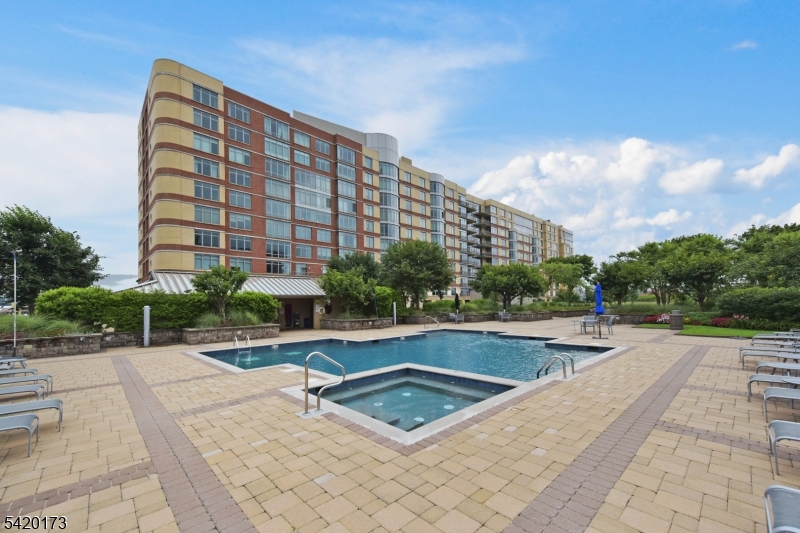 The Watermark - Residential