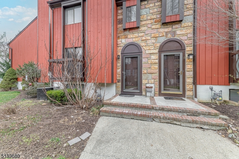 Hastings Square - Residential