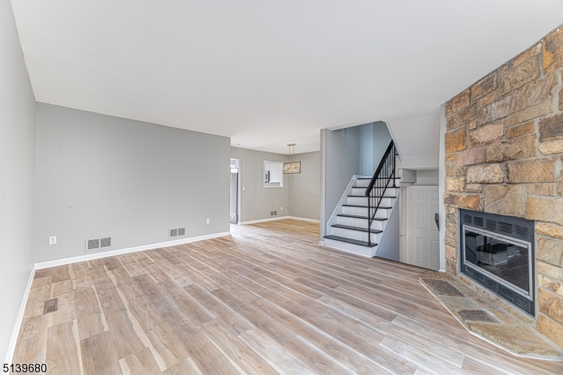 Hastings Square - Residential