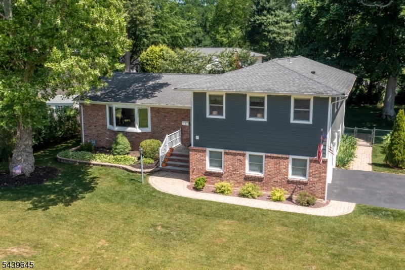 Salt Brook - Residential