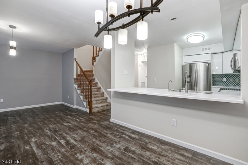 Crestmont Highlands - Residential Lease