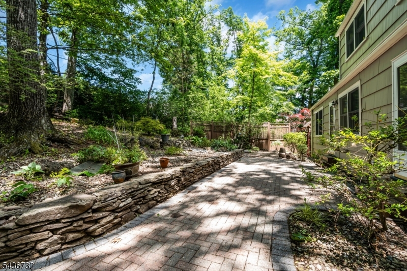 Pottersville - Residential