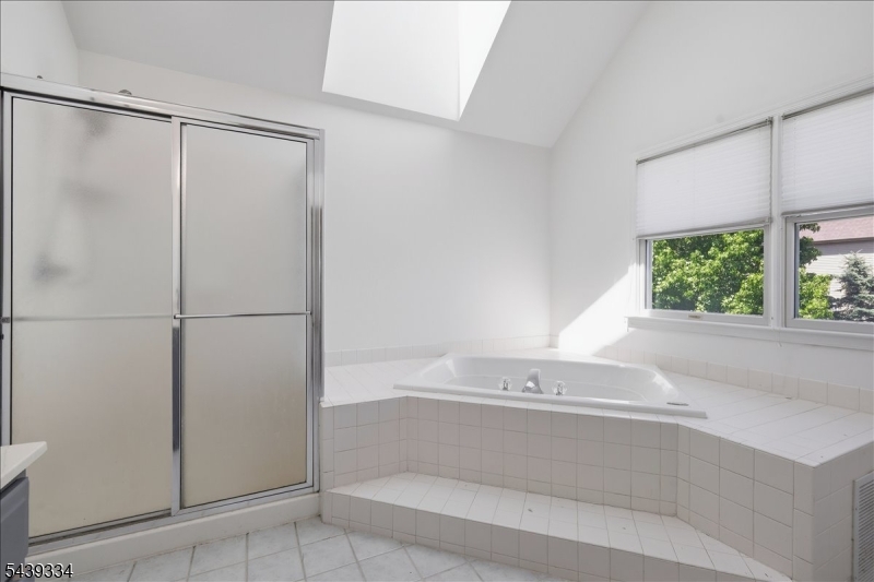 Hunterdon Ridge - Residential