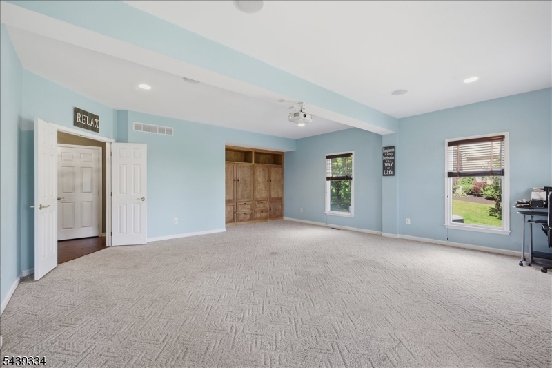Hunterdon Ridge - Residential