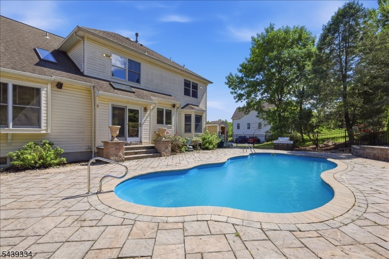 Hunterdon Ridge - Residential