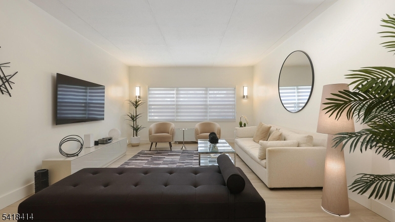 Riverside - Residential