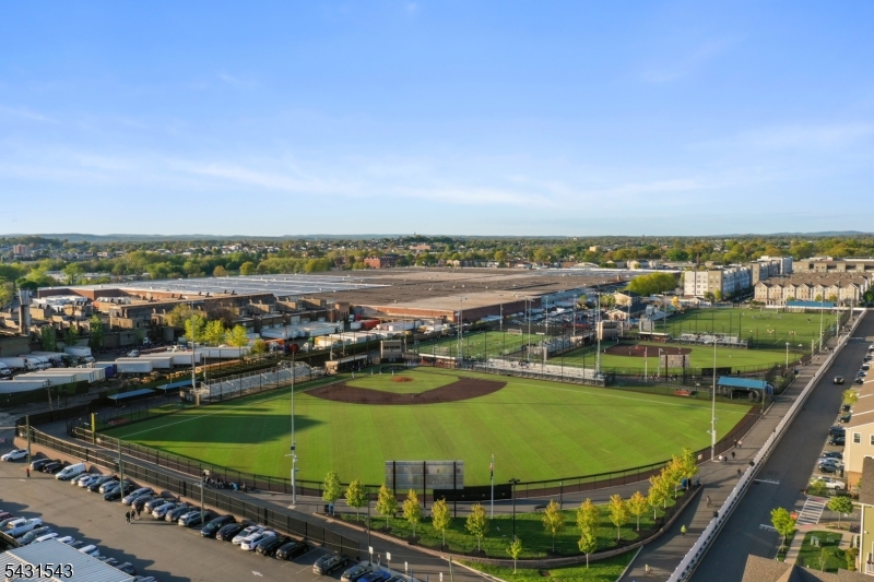 LINK at Wesmont Station - Residential