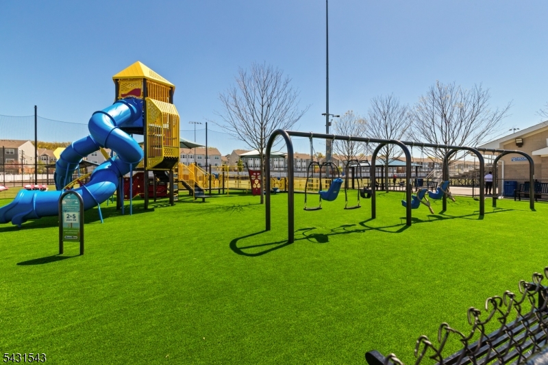 LINK at Wesmont Station - Residential