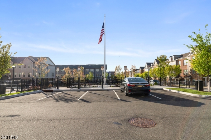 LINK at Wesmont Station - Residential