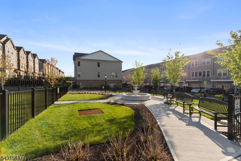 LINK at Wesmont Station - Residential