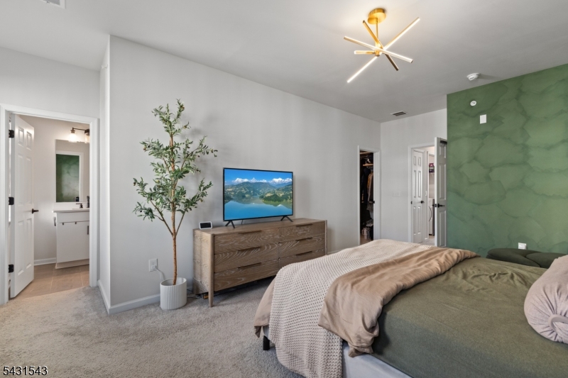 LINK at Wesmont Station - Residential