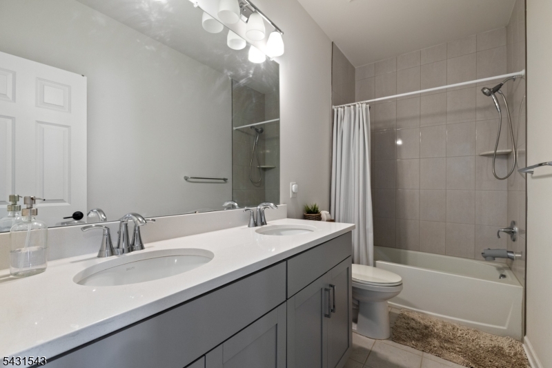 LINK at Wesmont Station - Residential