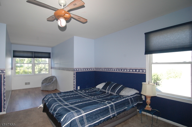 HUNTERS RIDGE - Residential