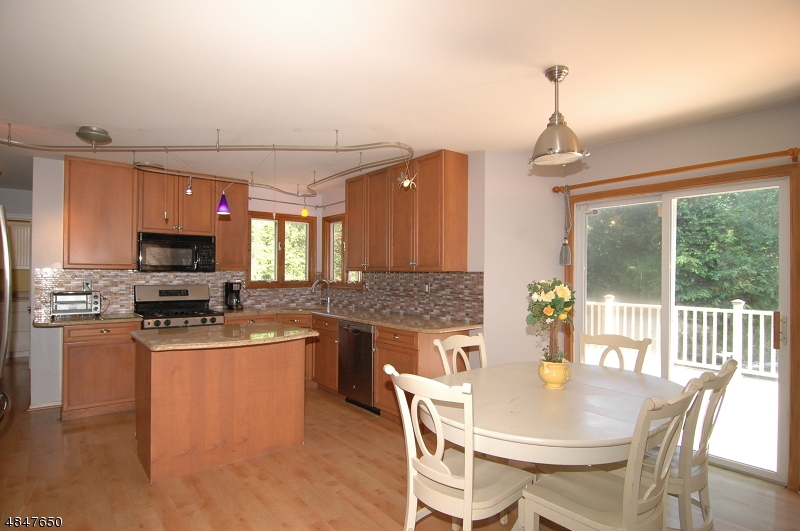 HUNTERS RIDGE - Residential