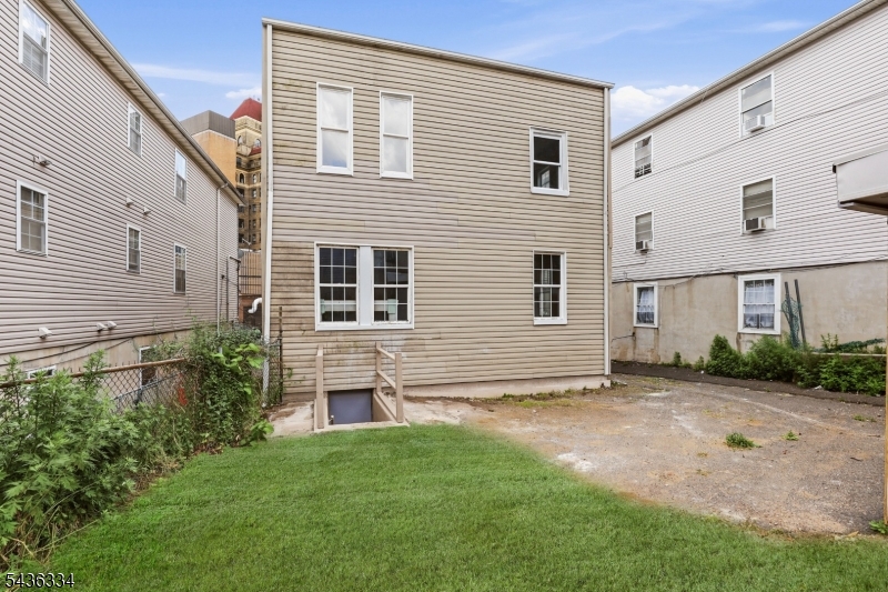 Weequahic - Residential Income