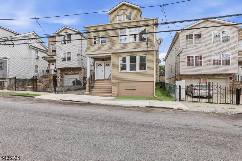 Weequahic - Residential Income